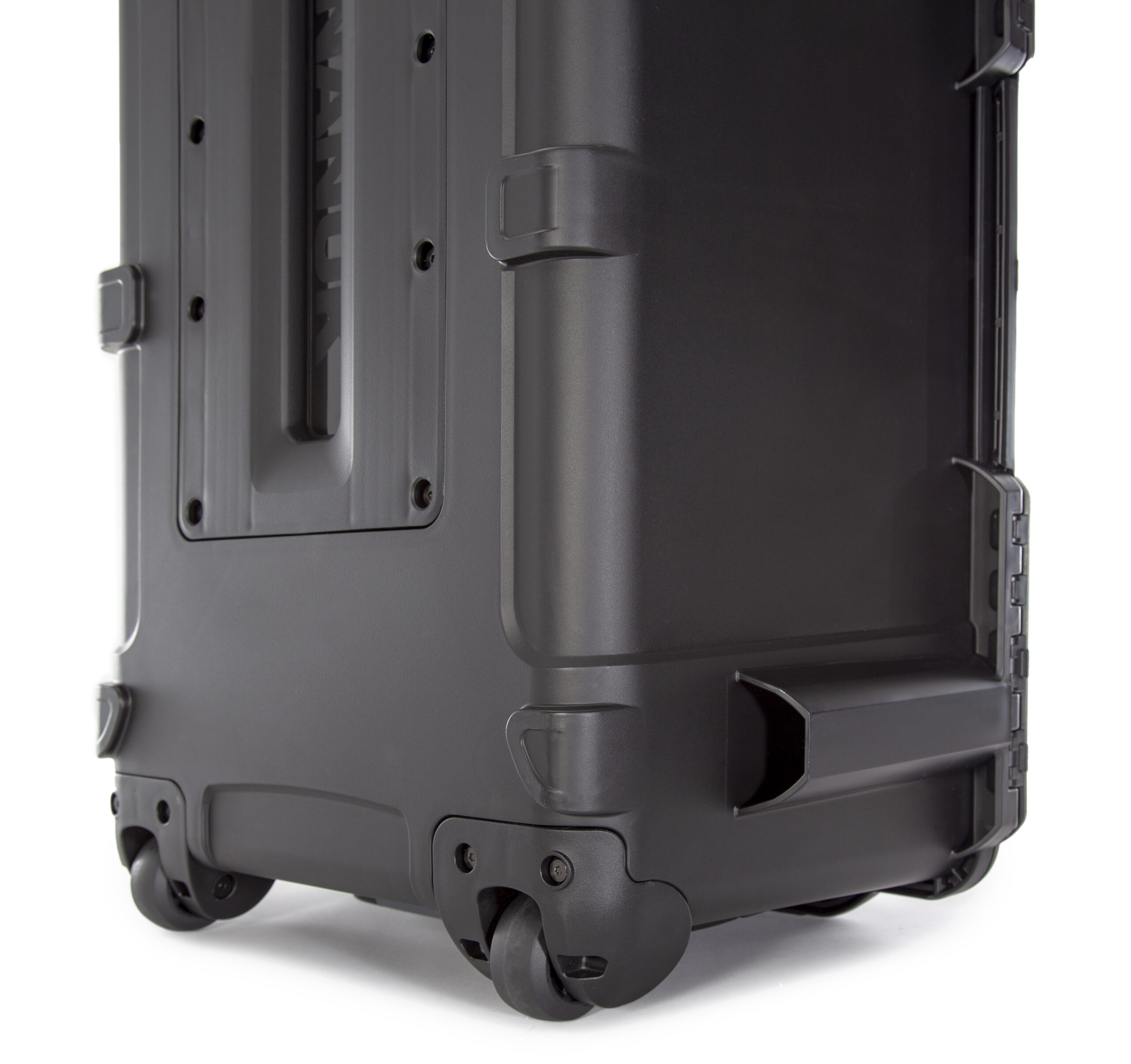 nanuk-965-wheels